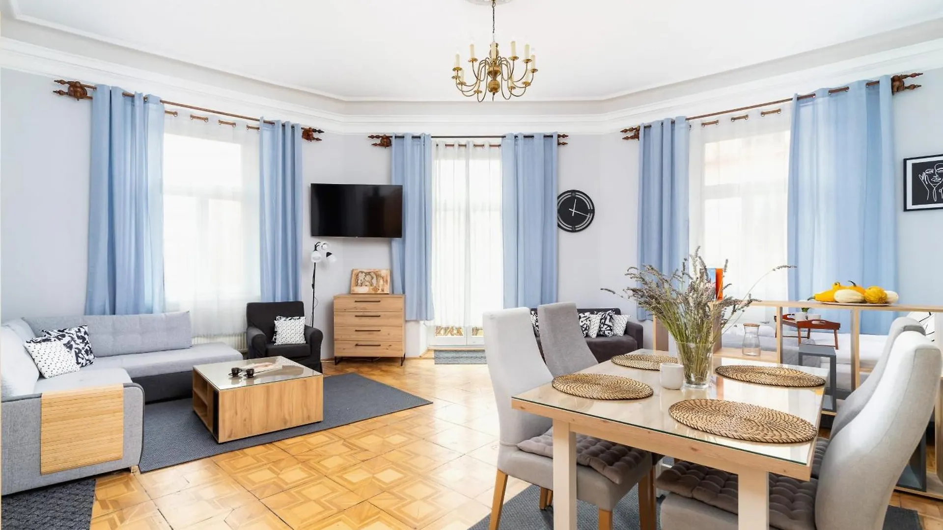 Podwale Apartment Uj Downtown Cracow By Noclegi Renters Krakow