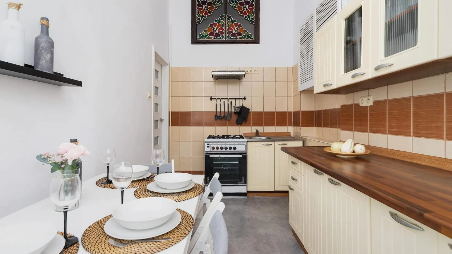Podwale Apartment Uj Downtown Cracow By Noclegi Renters Krakow